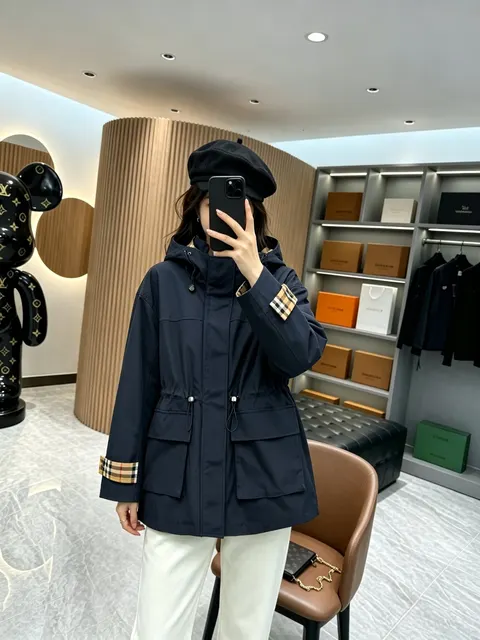 버버리 바람막이