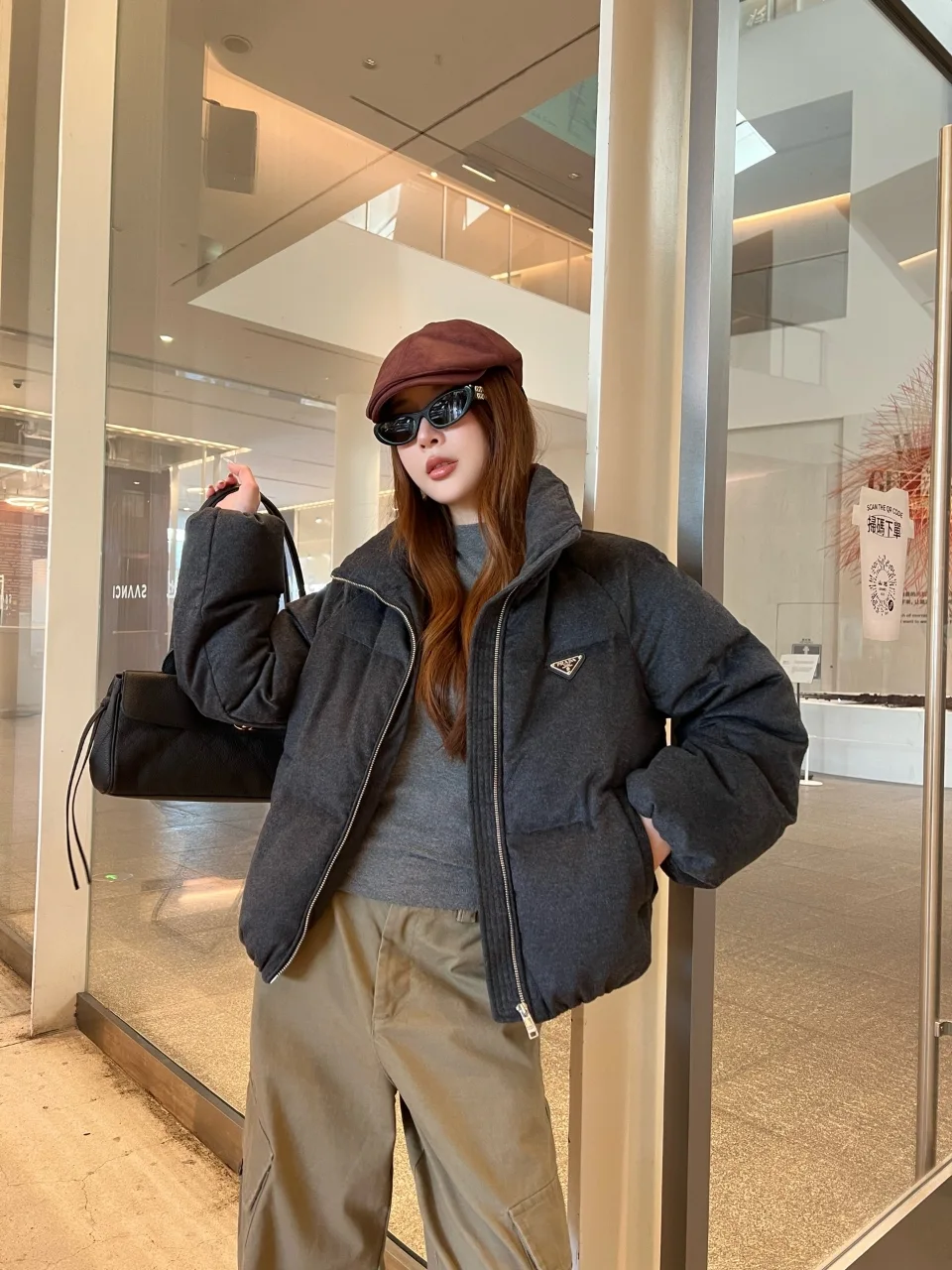 프라다 구스 다운패딩 2
