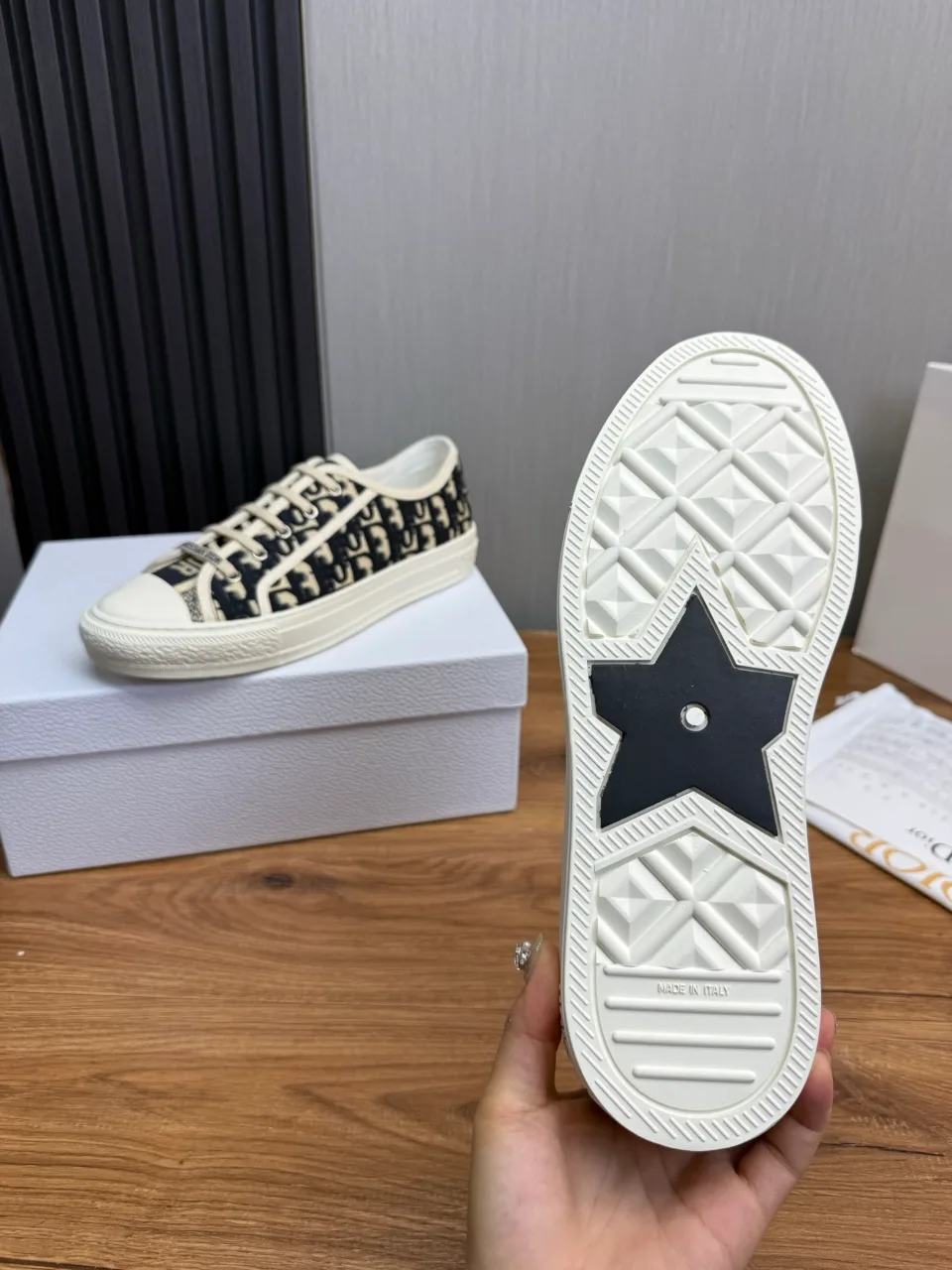 디올 운동화 10