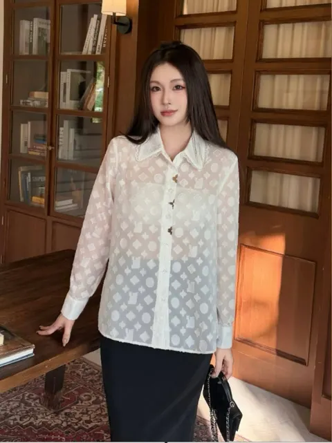 루이비통 블라우스