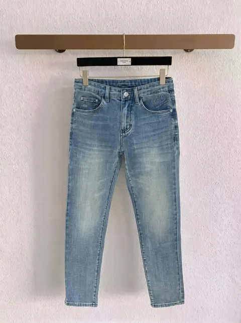 발렌시아가 청바지