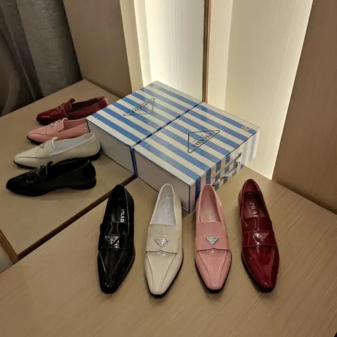 프라다 구두