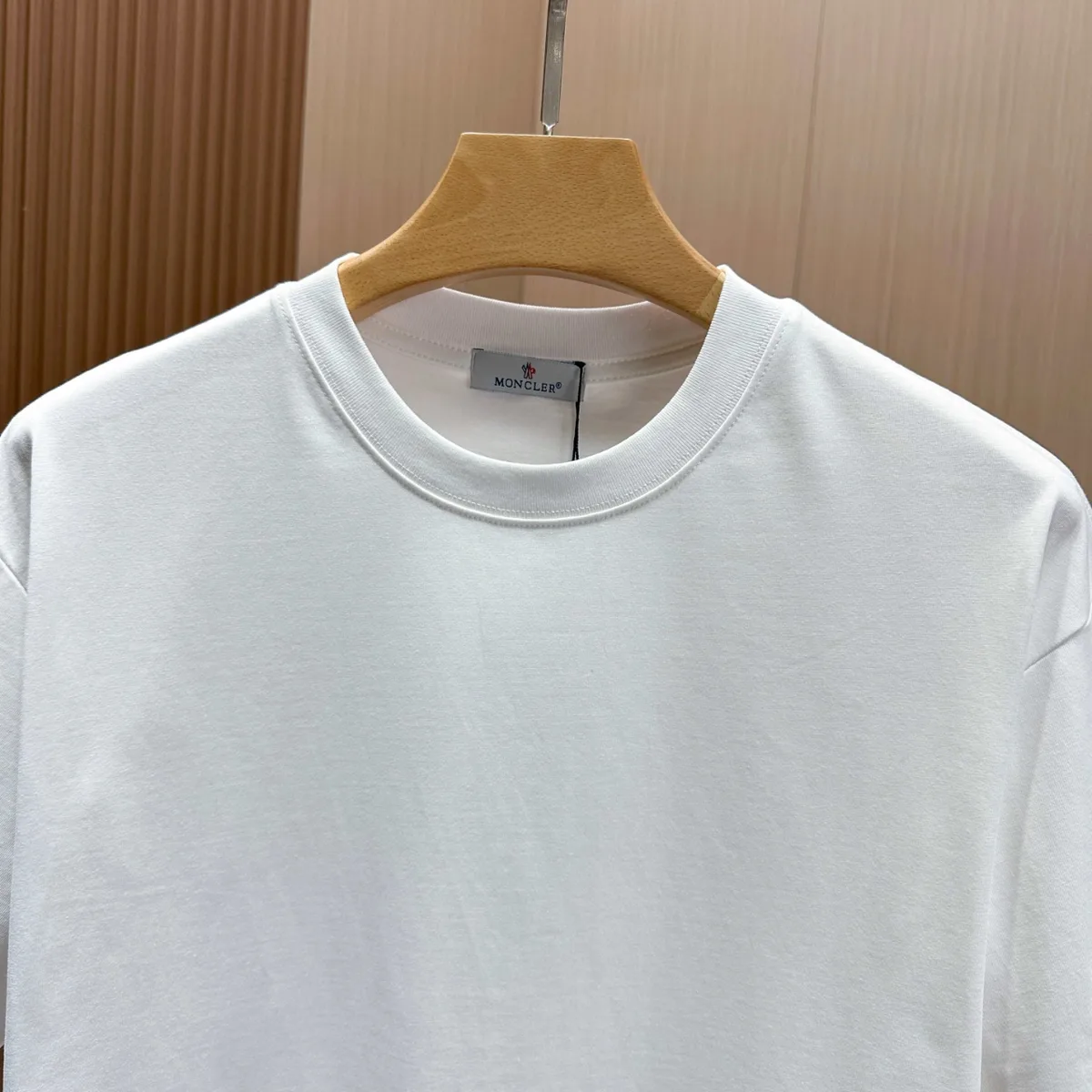몽클레르 반팔 티셔츠 6