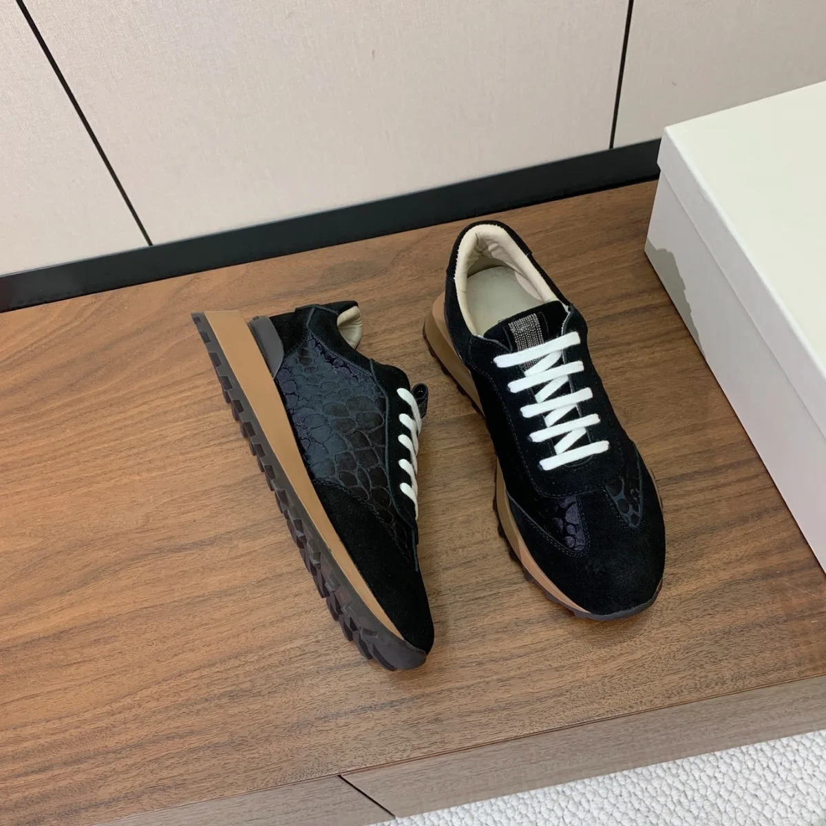 브루넬로 쿠치넬리 운동화 10
