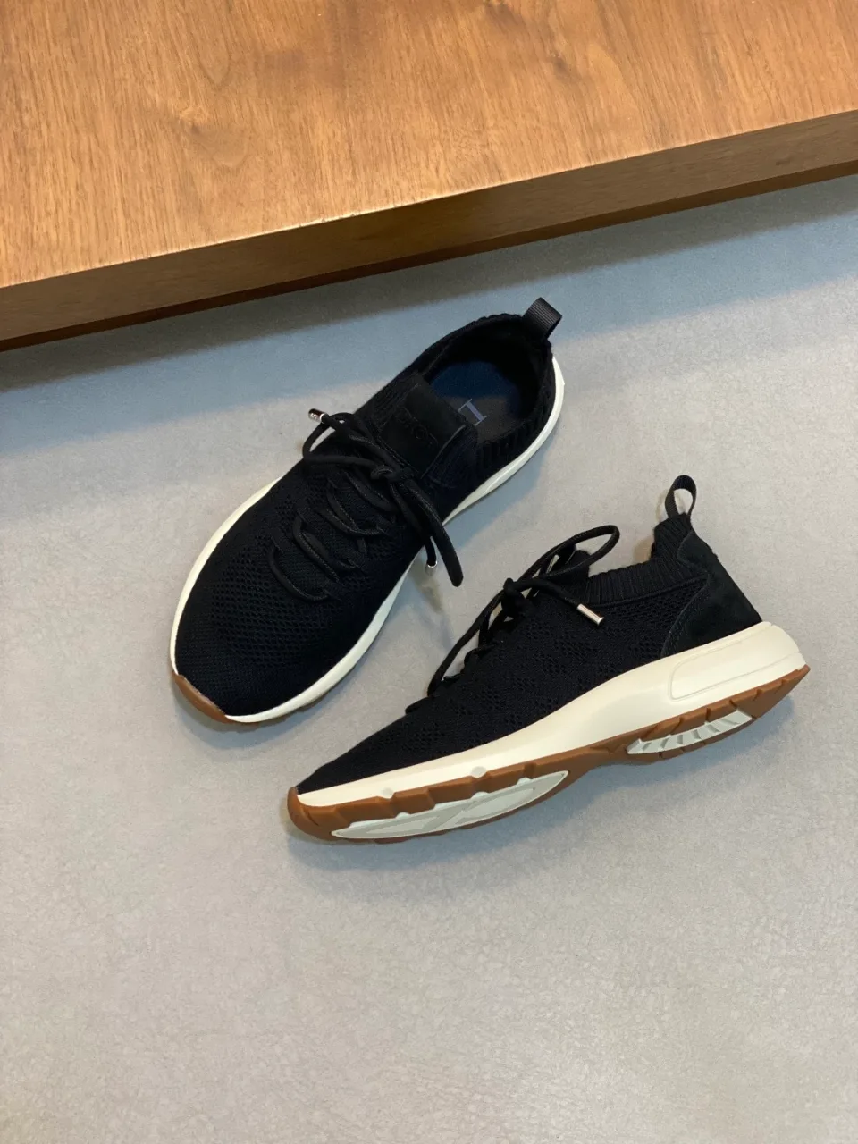 디올 운동화 2