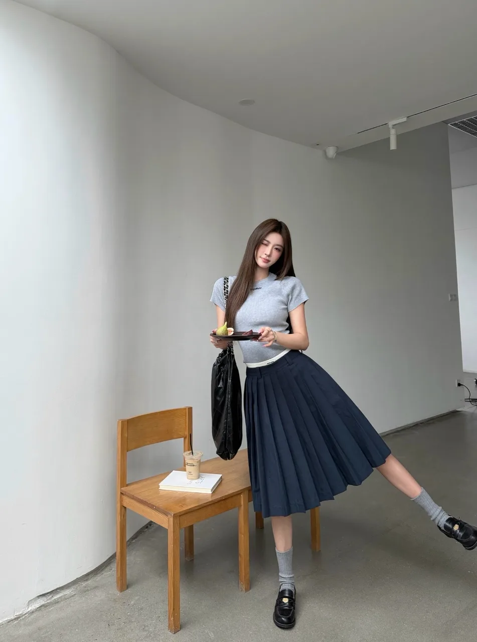 미우미우 플리츠 스커트 2