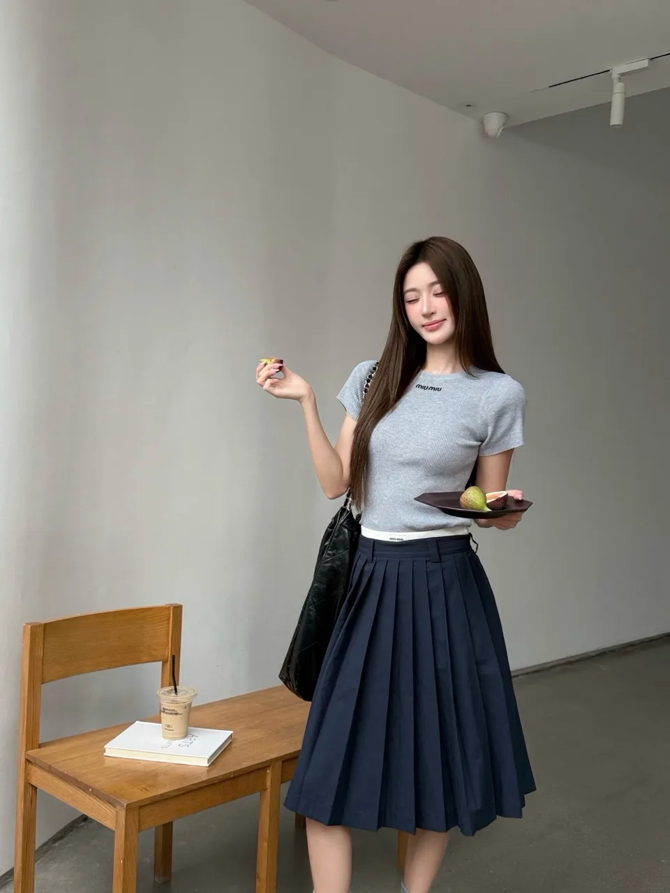 미우미우 플리츠 스커트 3