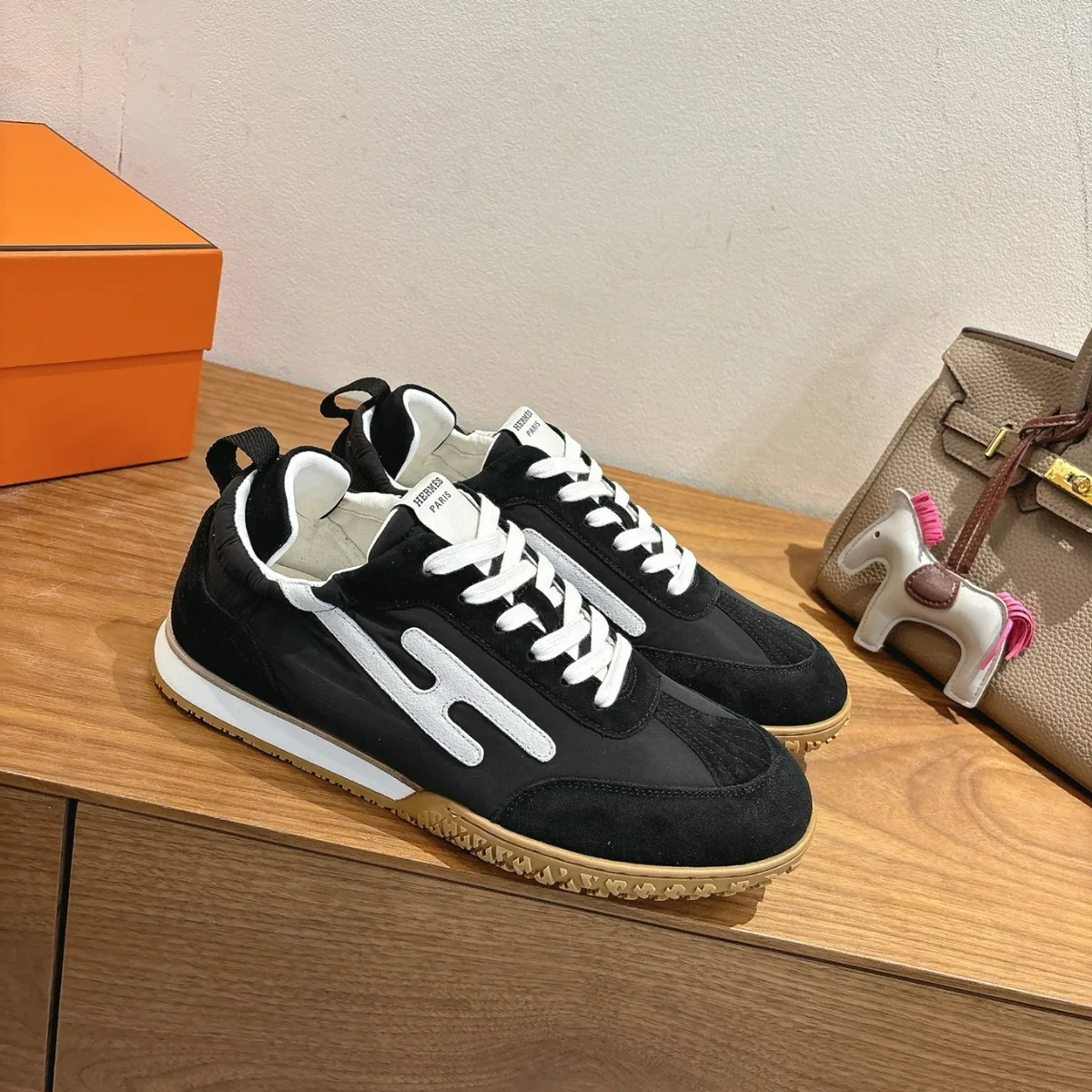 에르메스 운동화 2