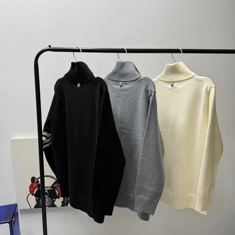 톰브라운 반집업