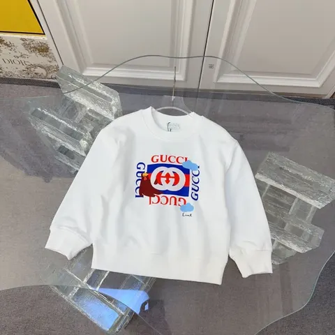구찌 맨투맨티