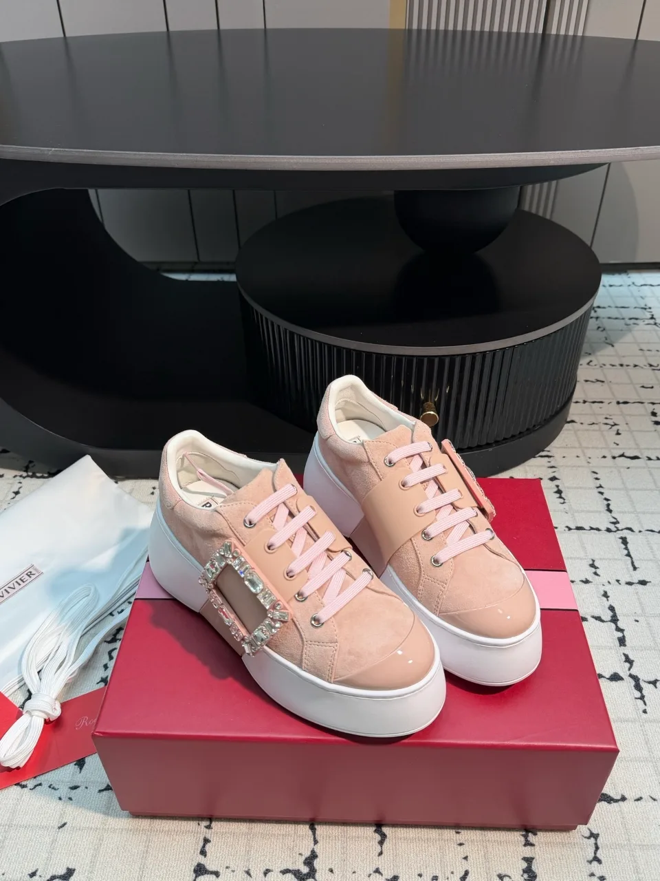 로저 비비에 운동화 8