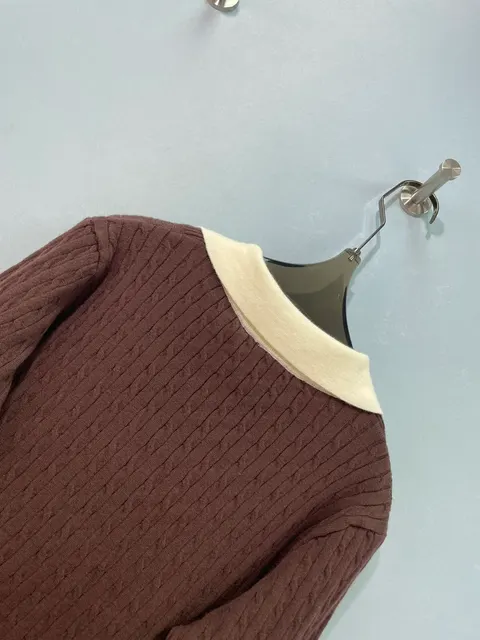 디올 카라 니트티