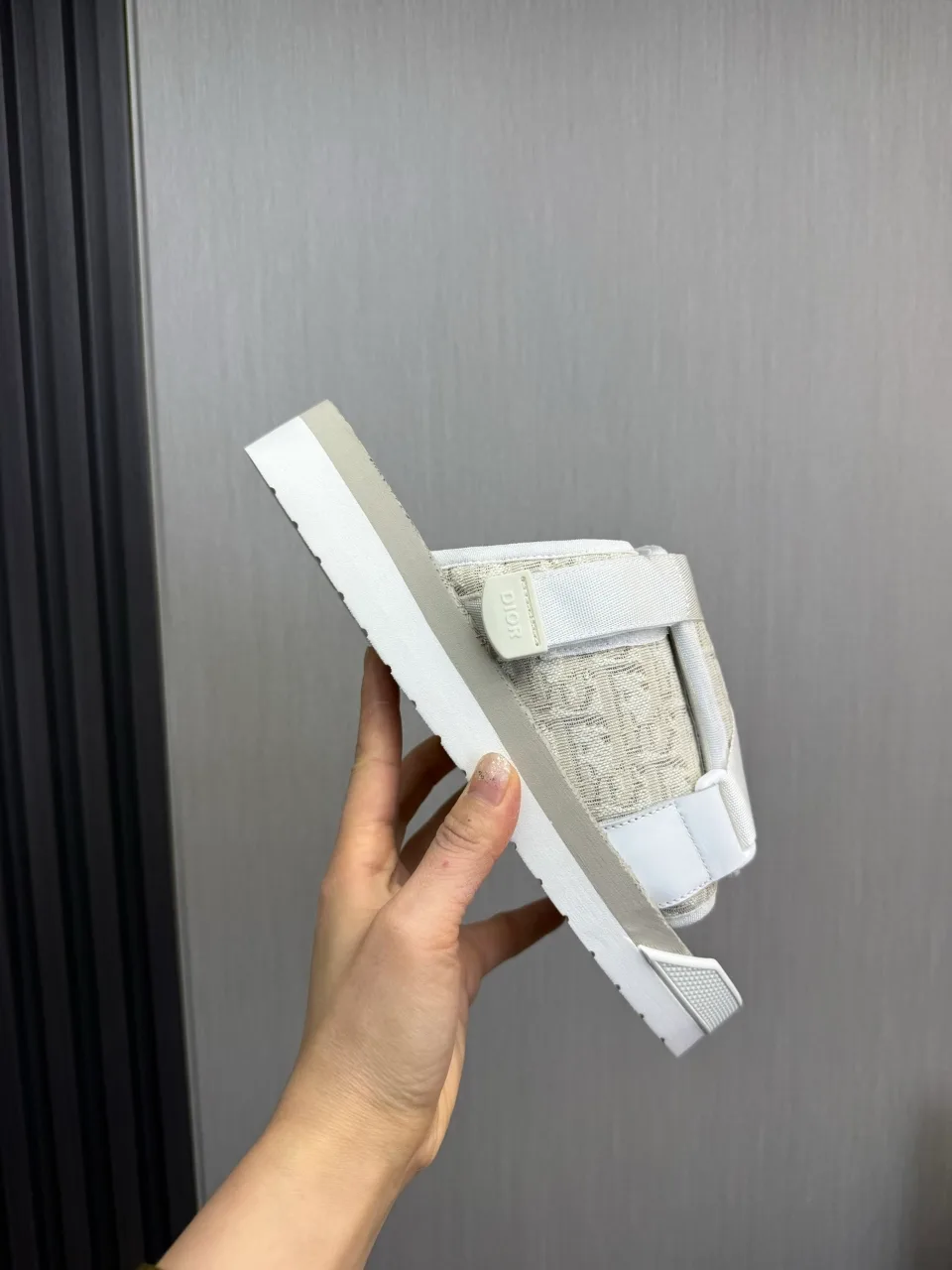 디올 슬리퍼 8