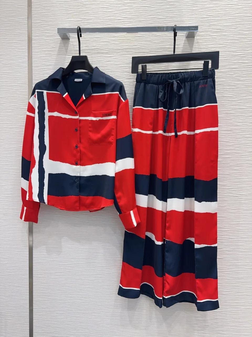 로에베 팬츠 세트 2