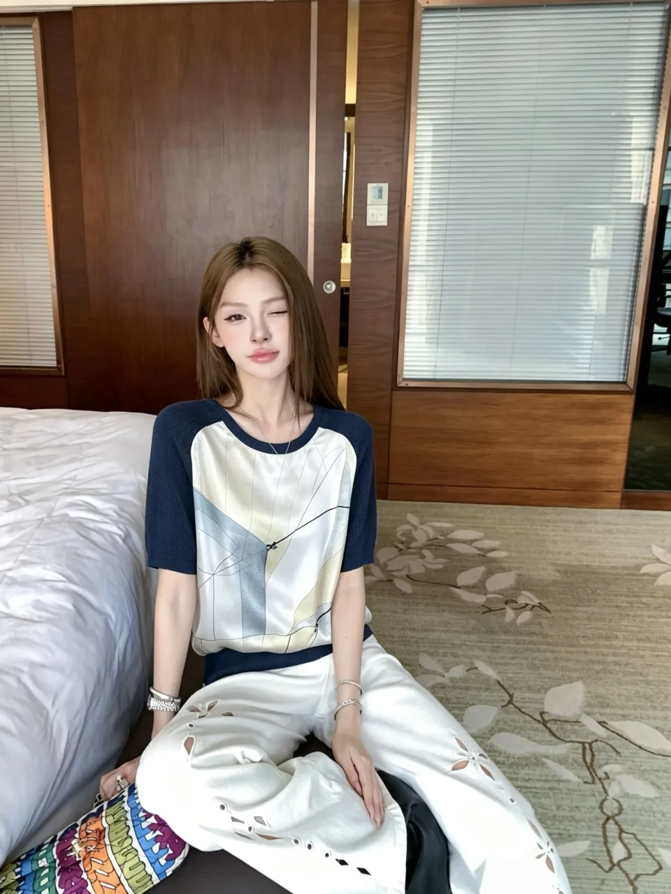로로피아나 반팔 니트티 3