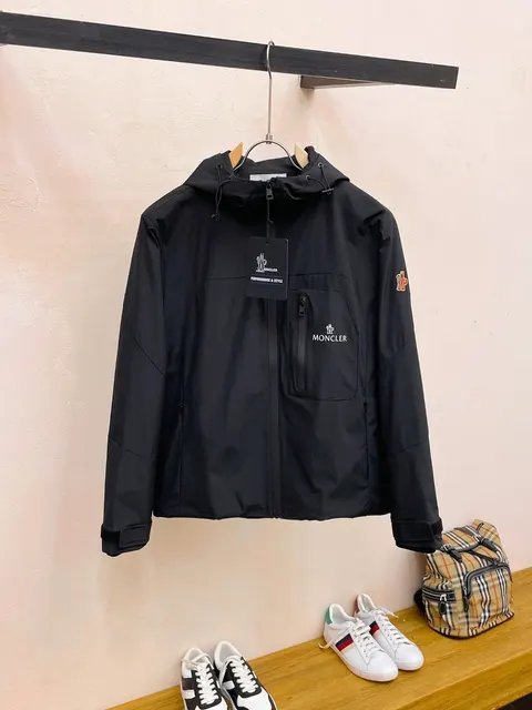 몽클레르 바람막이