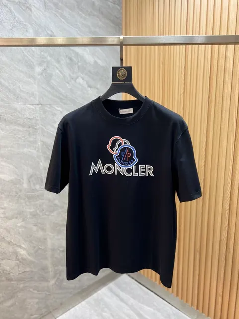 몽클레르 반팔티