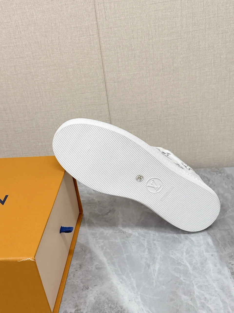 루이비통 운동화 8