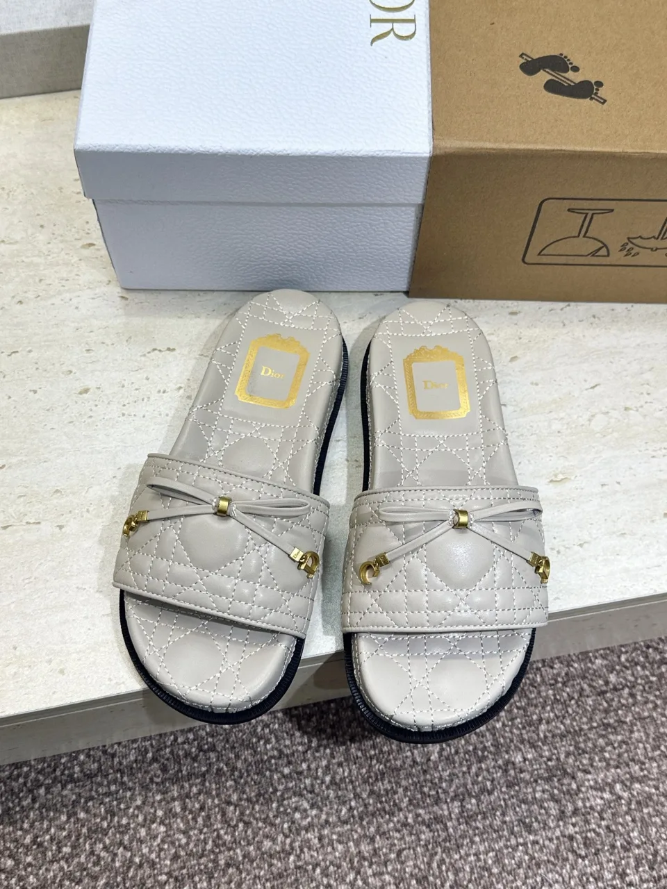 디올 슬리퍼 5