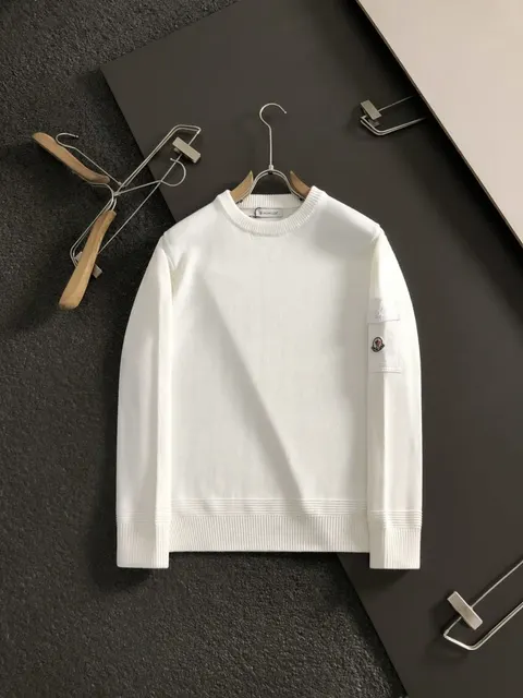 몽클레르 니트티